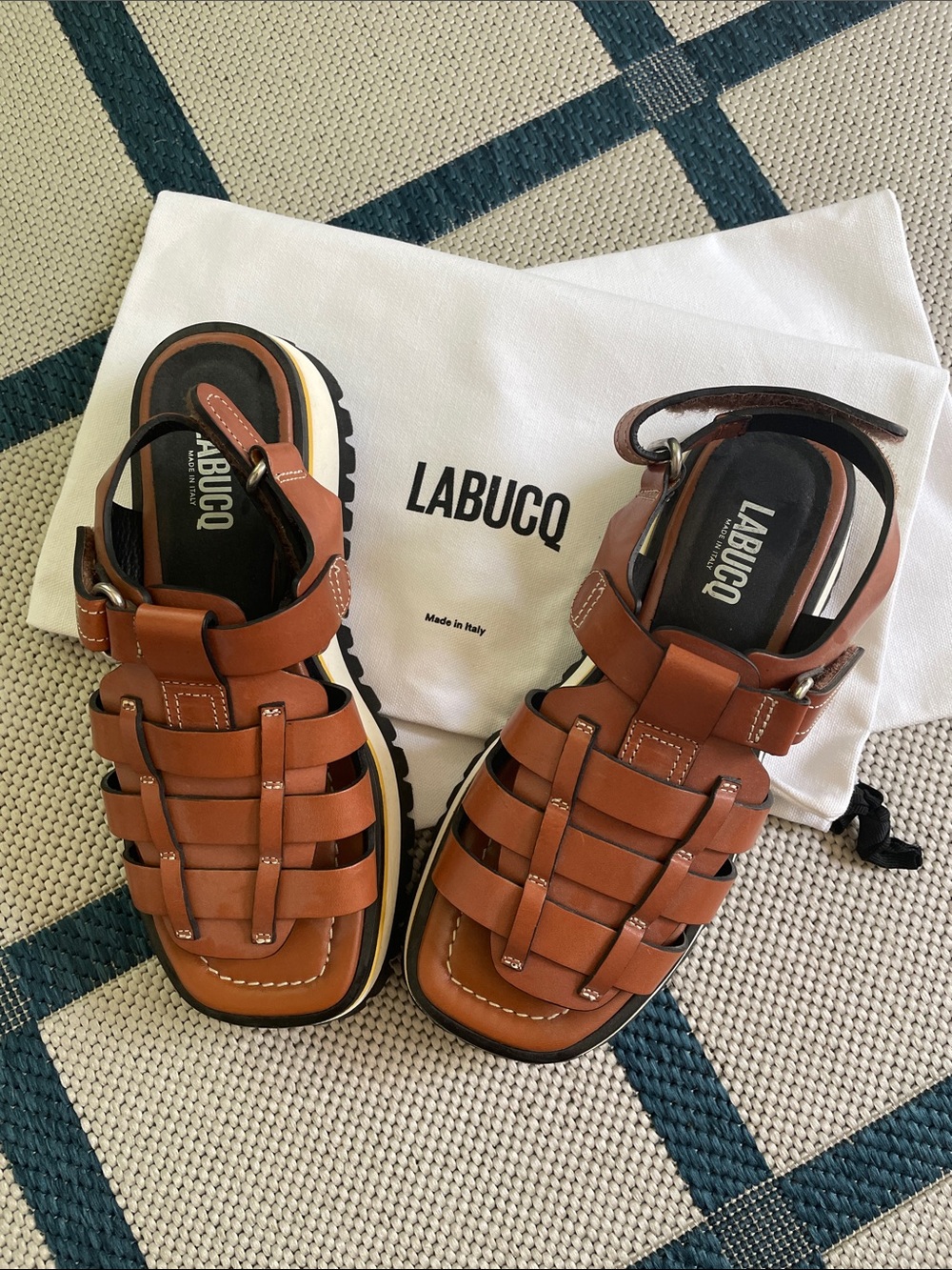 Labucq Women’s Brown Leather Fisherman Sandals